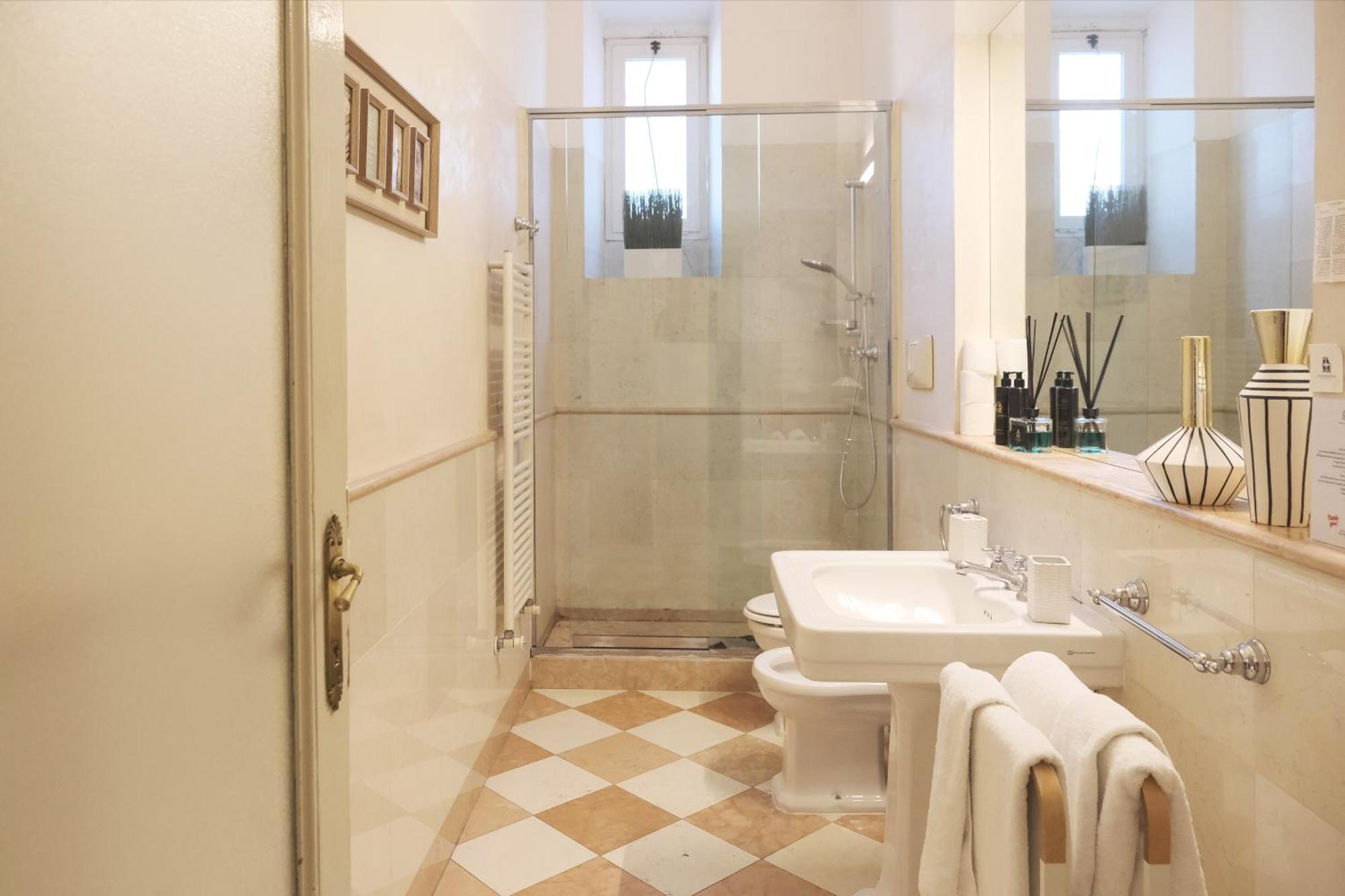Comecasa 2 Bedrooms Apartment In Via Curtatone Milaan Buitenkant foto